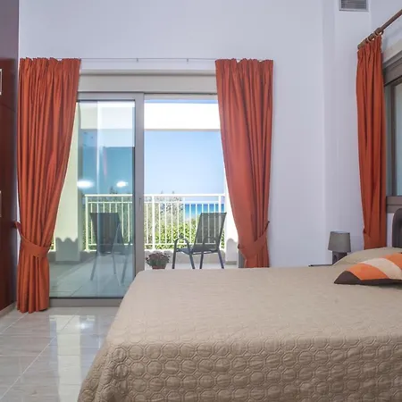 Villa Stunning New Beach Front Villa,1st Line To The Beach, Large Pool, Wonderful Area Argáka