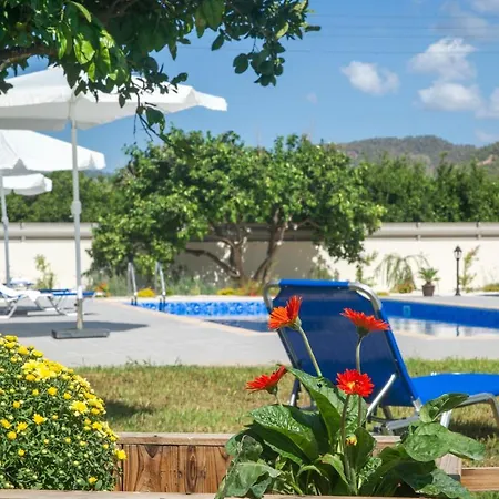 Stunning New Beach Front Villa,1st Line To The Beach, Large Pool, Wonderful Area Villa *