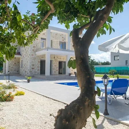 Stunning New Beach Front Villa,1st Line To The Beach, Large Pool, Wonderful Area * Argaka